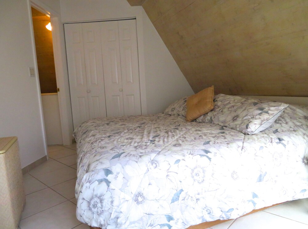 Royal House, 2 Bedrooms, 2 Bathrooms - Guestroom