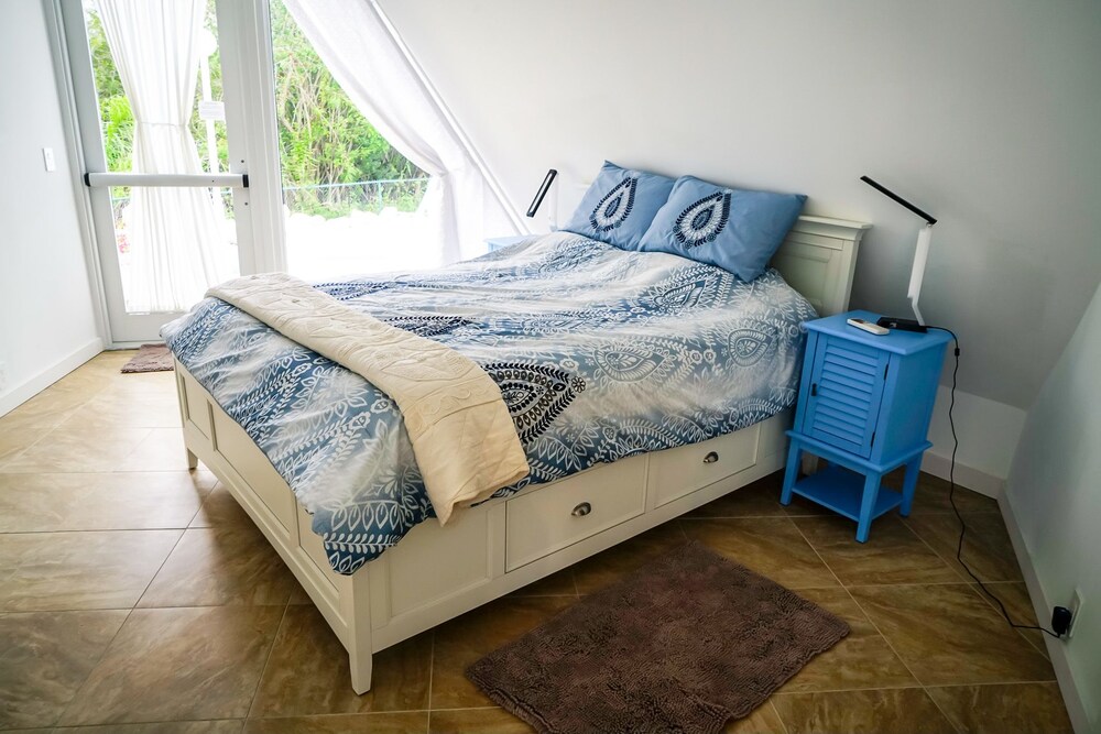 Luxury House, 2 Bedrooms, Accessible, Kitchen - Guestroom