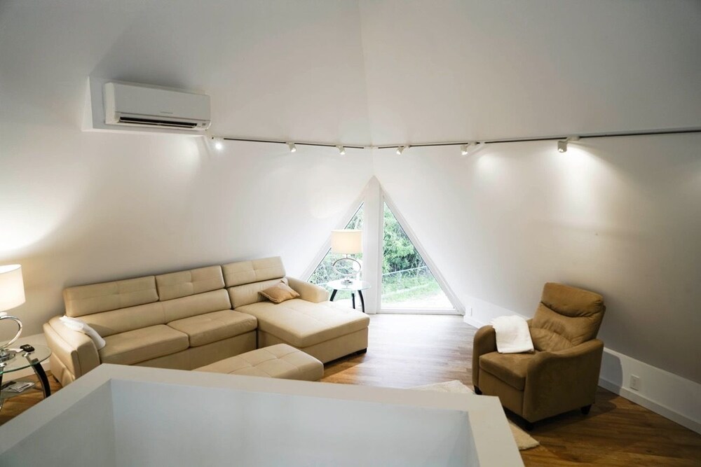 Luxury House, 2 Bedrooms, Accessible, Kitchen - Living Room