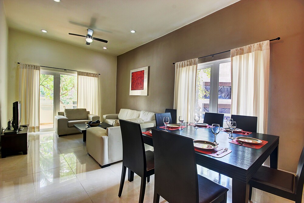 Suite Palmar 1 Bedroom,balcony - Living Room