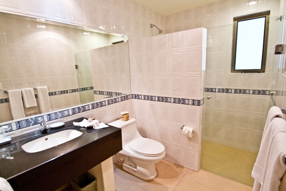 Standard Apartment, 2 Bedrooms, Garden Area - Guestroom