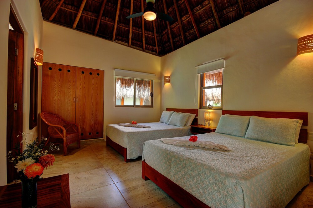 Bungalow, 2 Double Beds, Kitchen - Guestroom