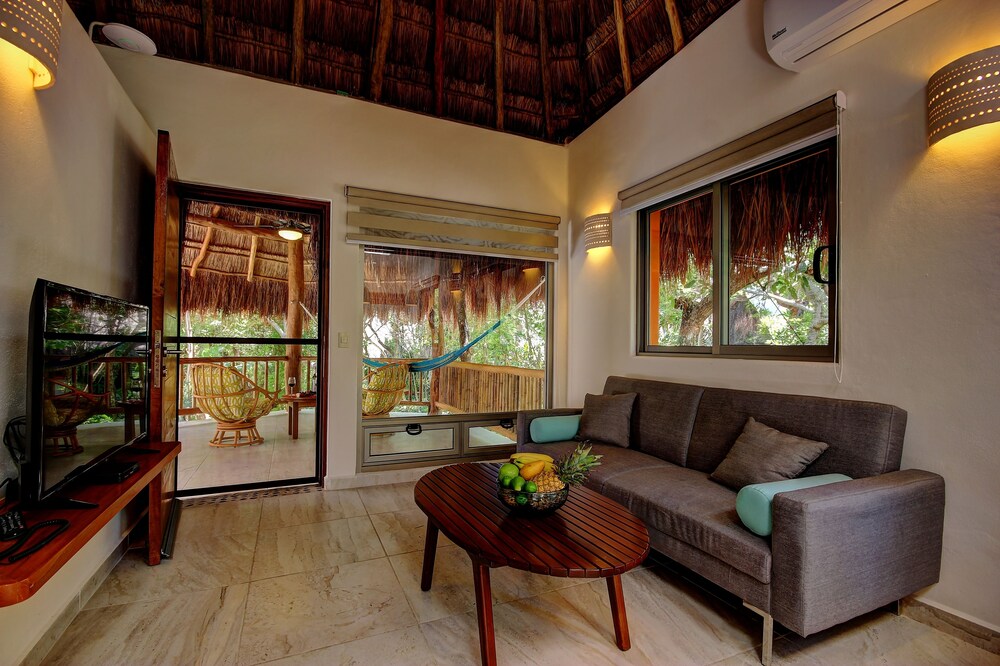 Bungalow, 2 Double Beds, Kitchen - Living Area