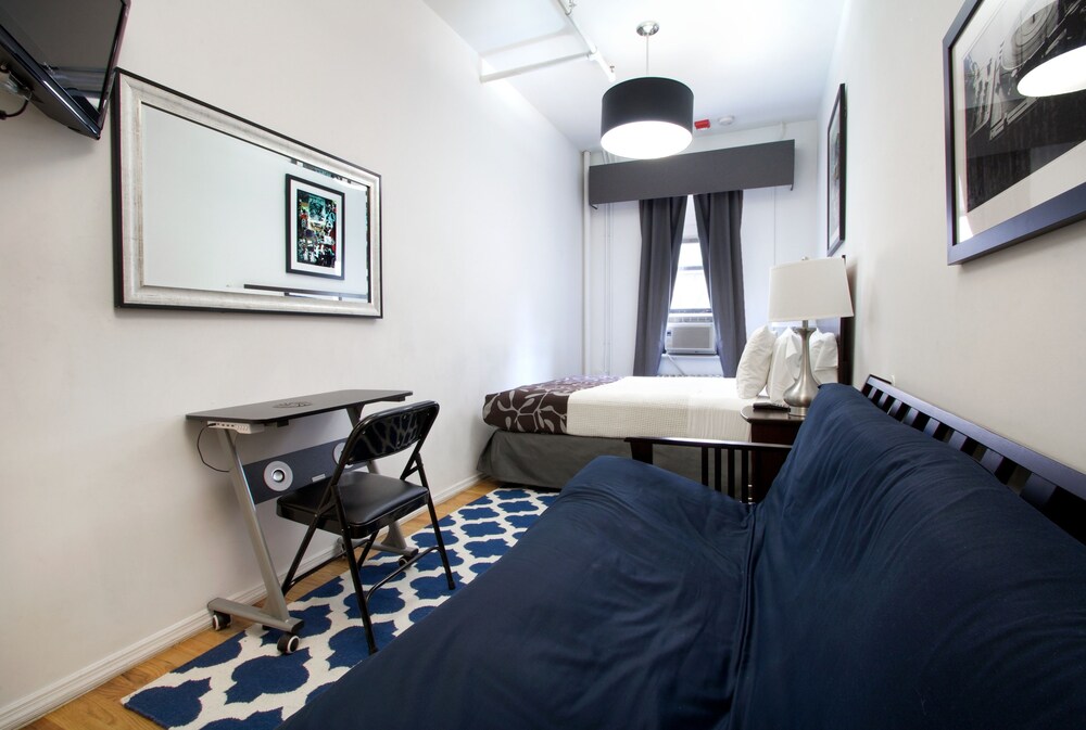 Guestroom