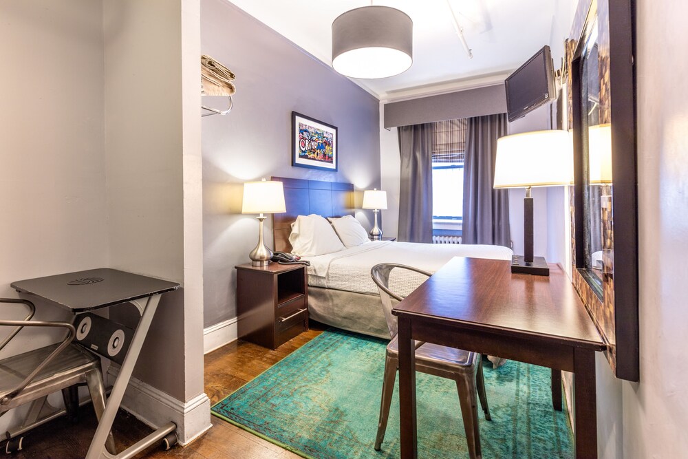 Guestroom