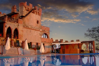 Ippotur Medieval Resort