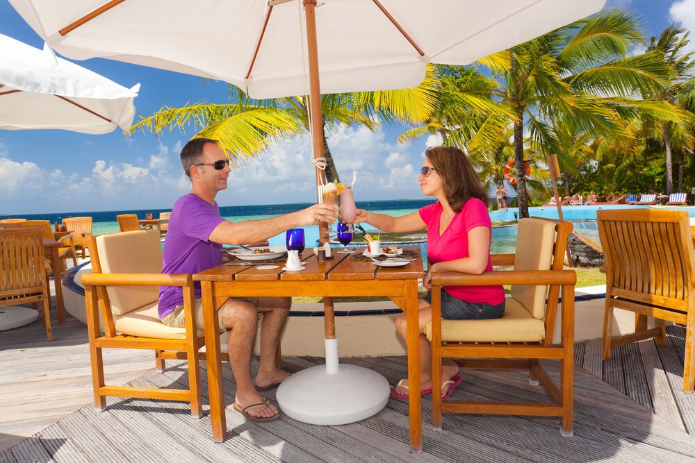Poolside Bar