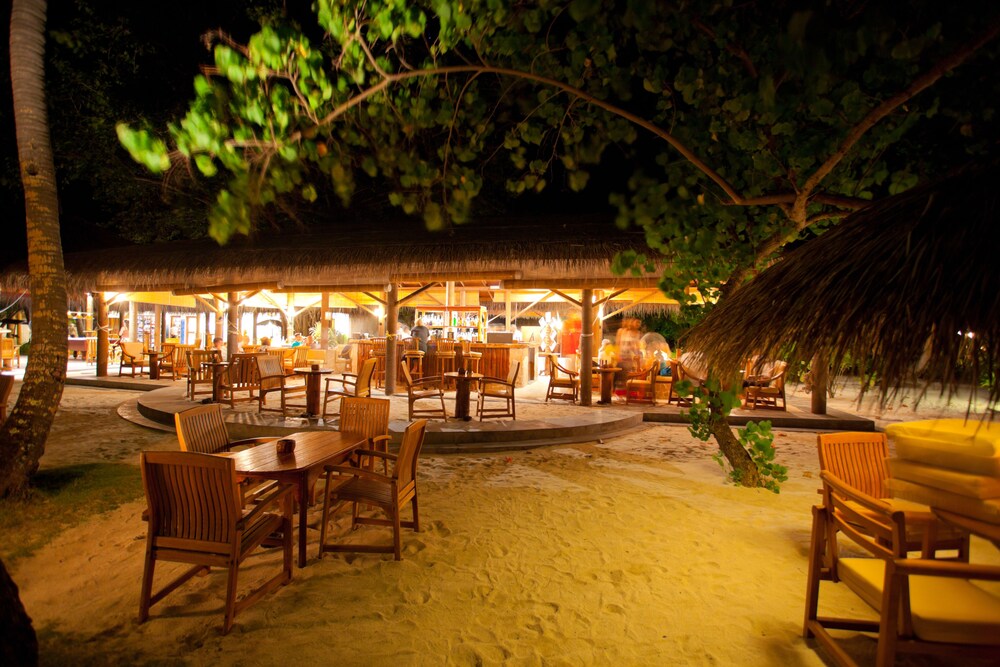 Poolside Bar