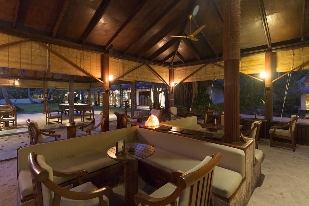 Hotel Bar