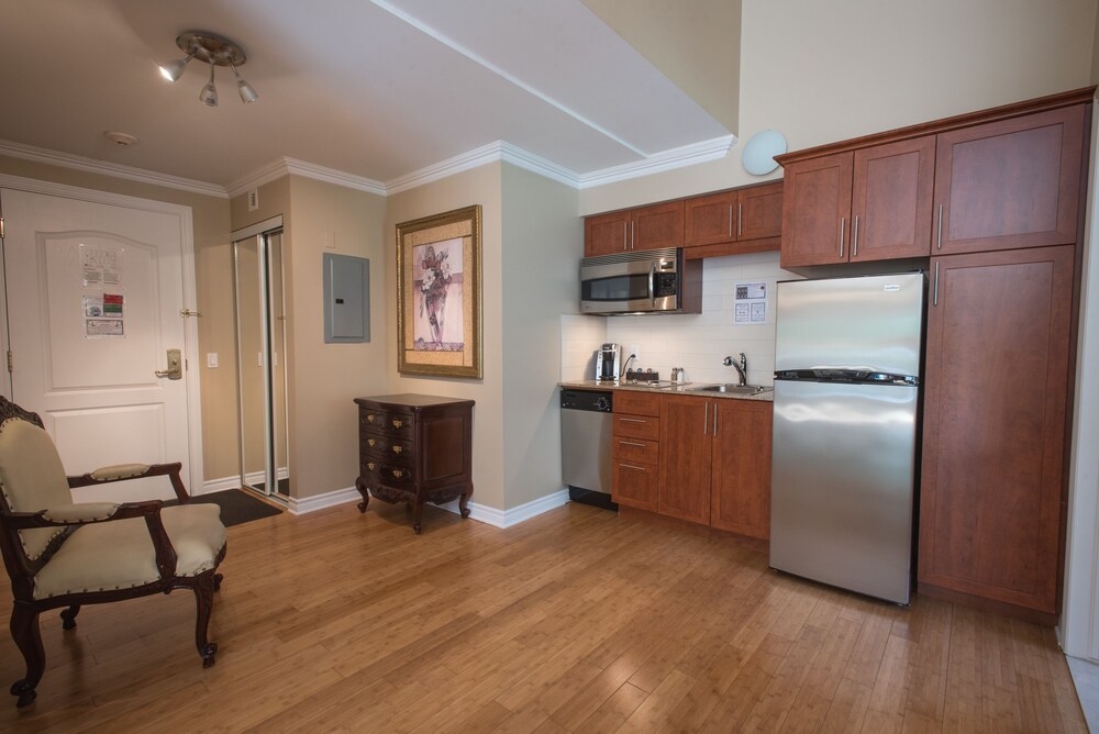 In-Room Kitchen