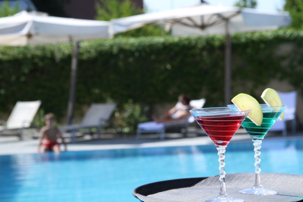 Piscina all'aperto