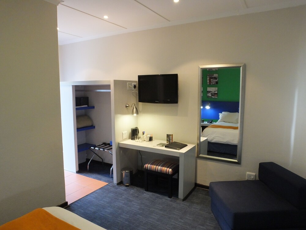 Guestroom