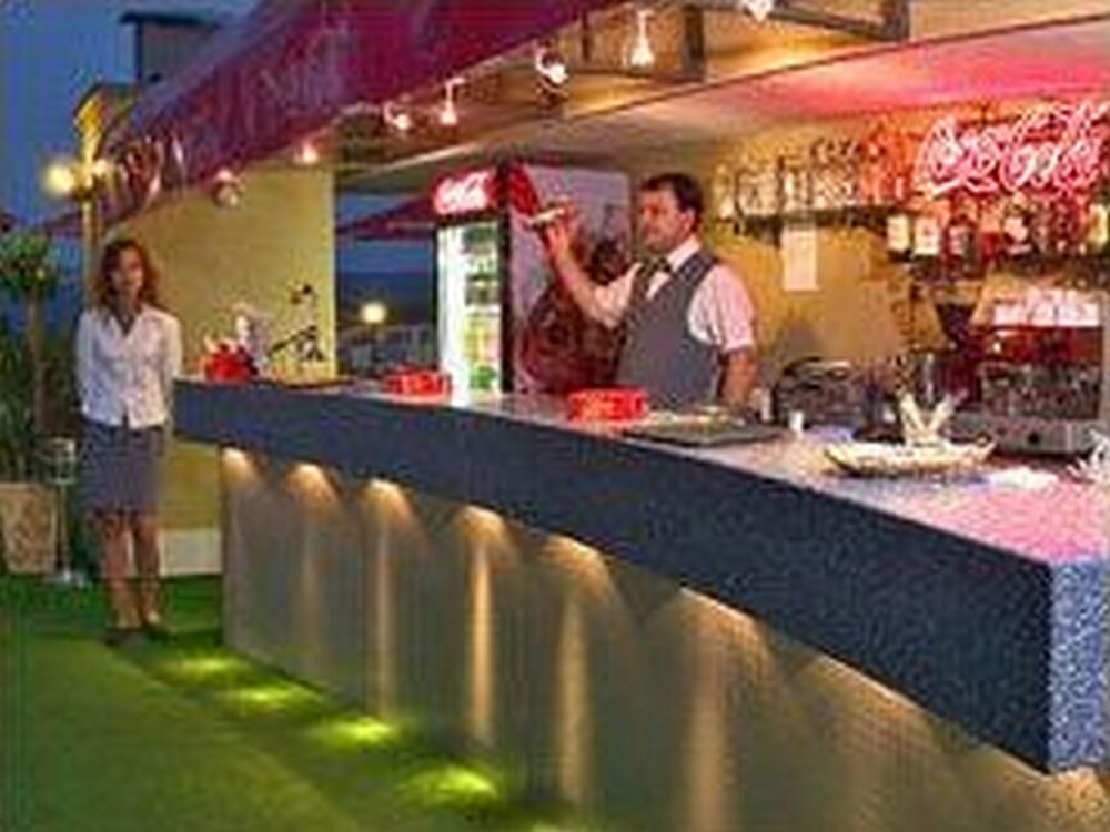 Hotel Bar