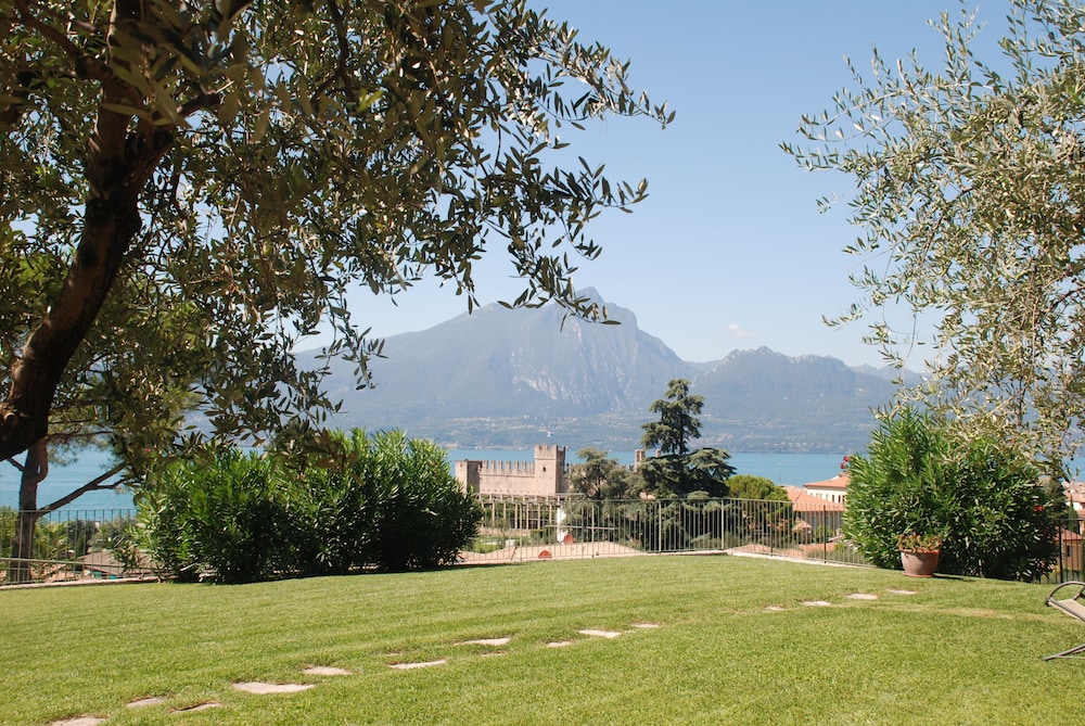 Lake View