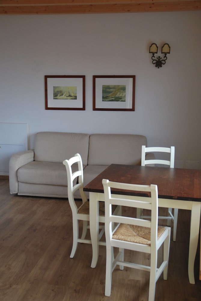Standard Apartment, Lake View (For 4 people) - Guestroom