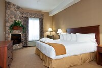 Suite, 1 King Bed