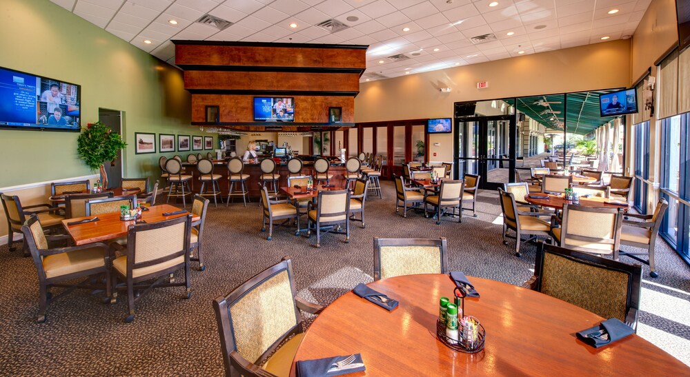 Hotel Lounge
