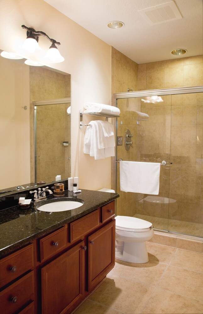 Condo, 2 Bedroom - Bathroom