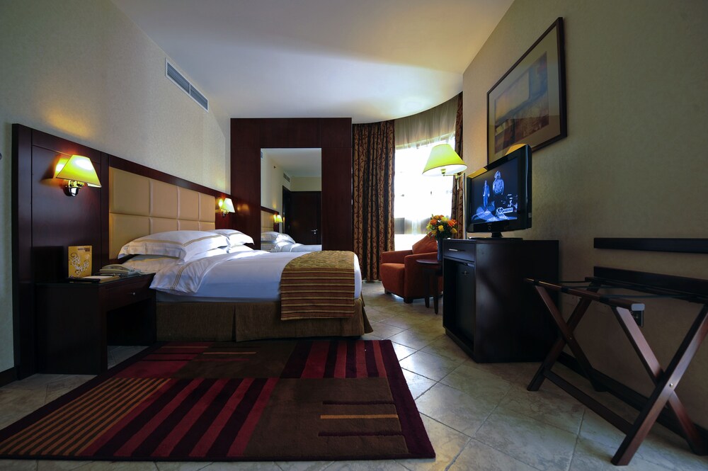 Junior Suite - Guestroom