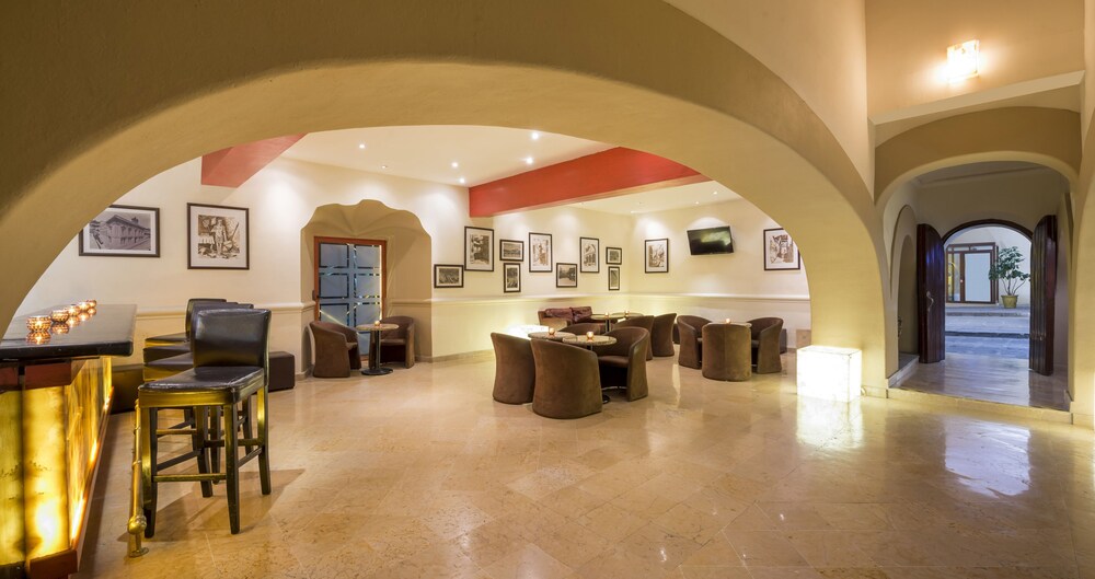 Hotel Lounge