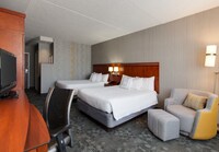 Executive Room, Multiple Beds