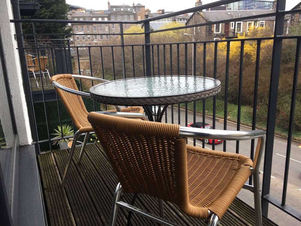 Apartment, 2 Bedrooms - Balcony