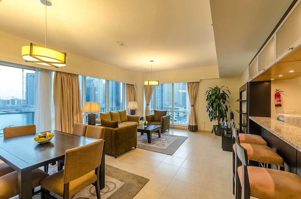 2 Bedrooms Executive Residence - Living Area