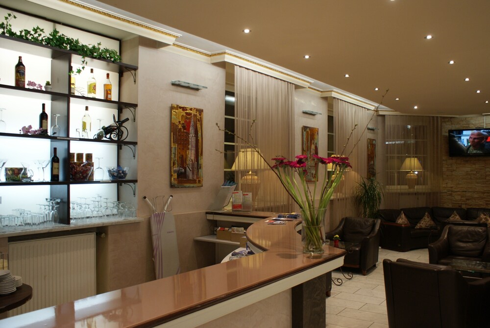 Hotel Bar