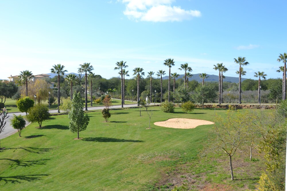 Standard Apartment, 1 Bedroom, Golf View - Guestroom View