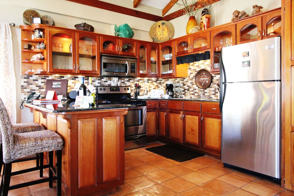 Luxury Villa, 1 Bedroom, Sea Facing - In-Room Kitchen