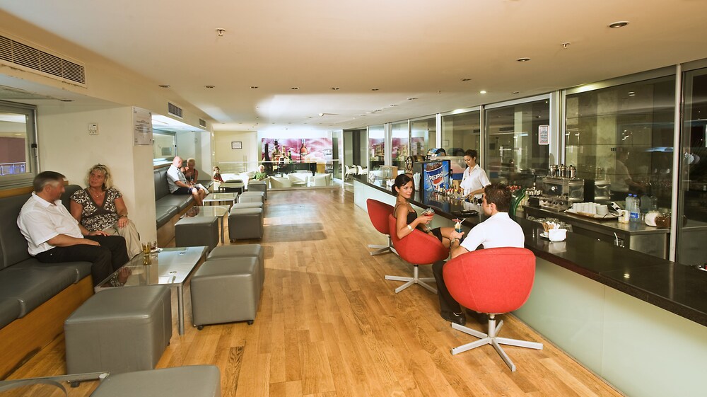 Hotel Lounge