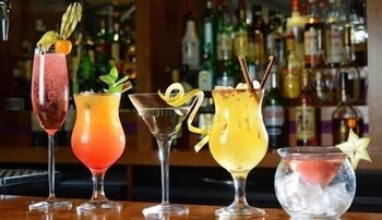 Hotel Bar