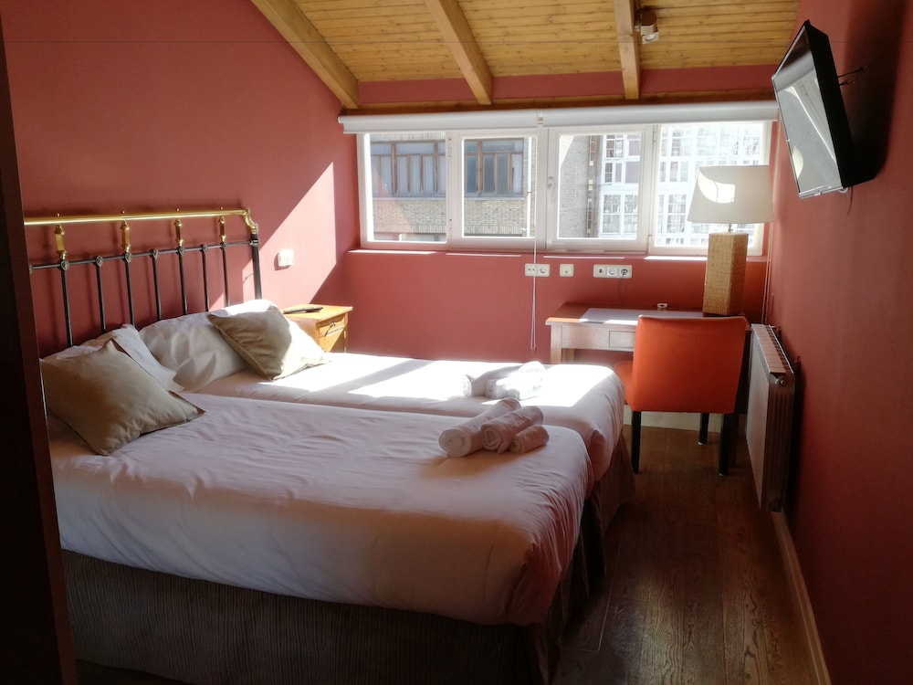 Double Room - Guestroom