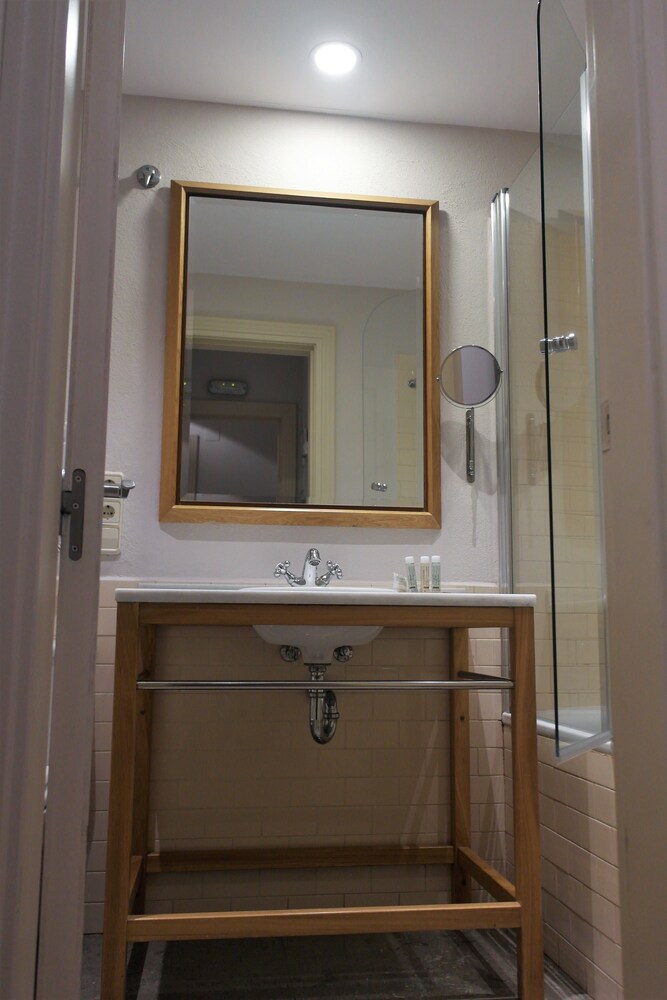 Double Room Single Use - Guestroom