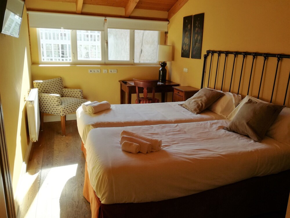 Double Room - Guestroom