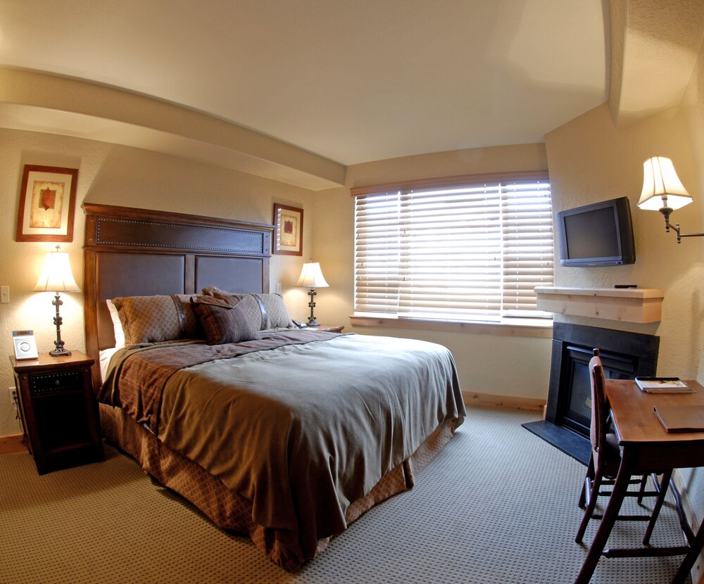 Suite, 3 Bedrooms (Silverado Lodge) - Guestroom