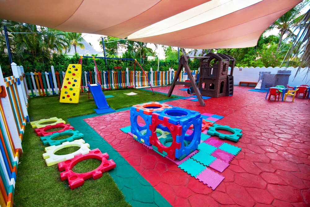 Childrens Play Area - Outdoor