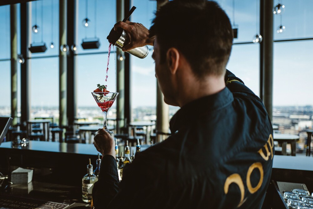 Hotel Bar