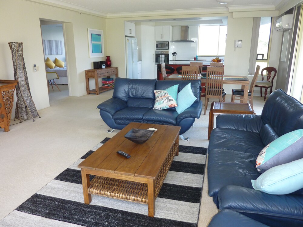 3 Bedroom Executive Garden View - Living Area