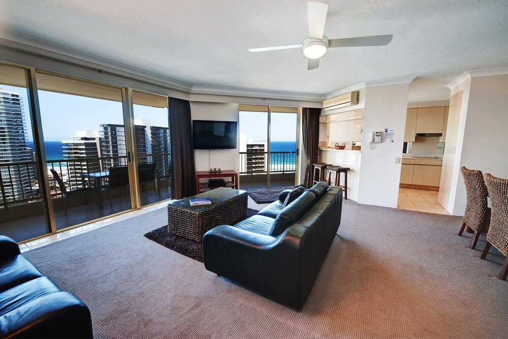 2 Bedroom Executive Plus Apartment - Living Area