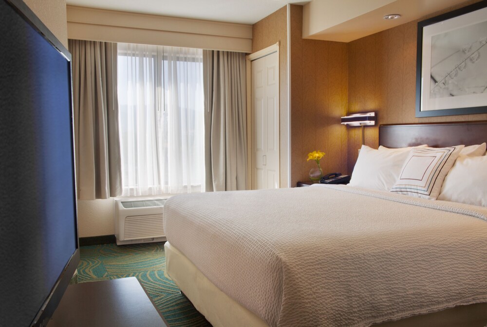 Guestroom View