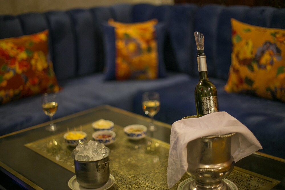 Hotel Bar