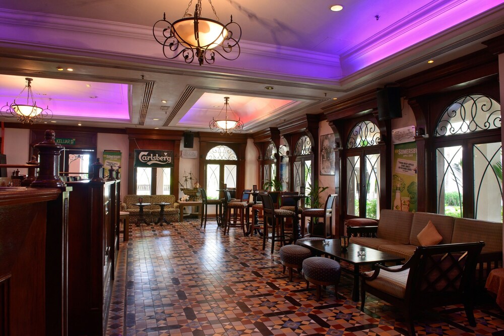 Hotel Lounge