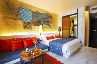 Club Room, Business Lounge Access, City View