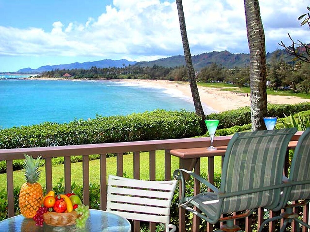 Standard Room, 1 Bedroom, Oceanfront - Balcony