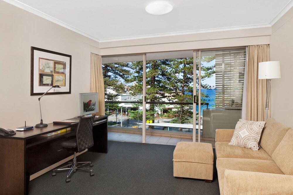 One Bedroom Harbour View Apartment - Living Area