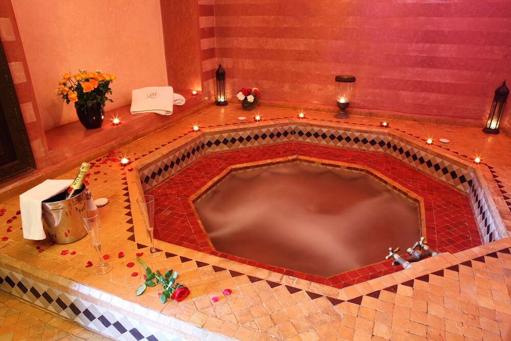 Jetted Tub