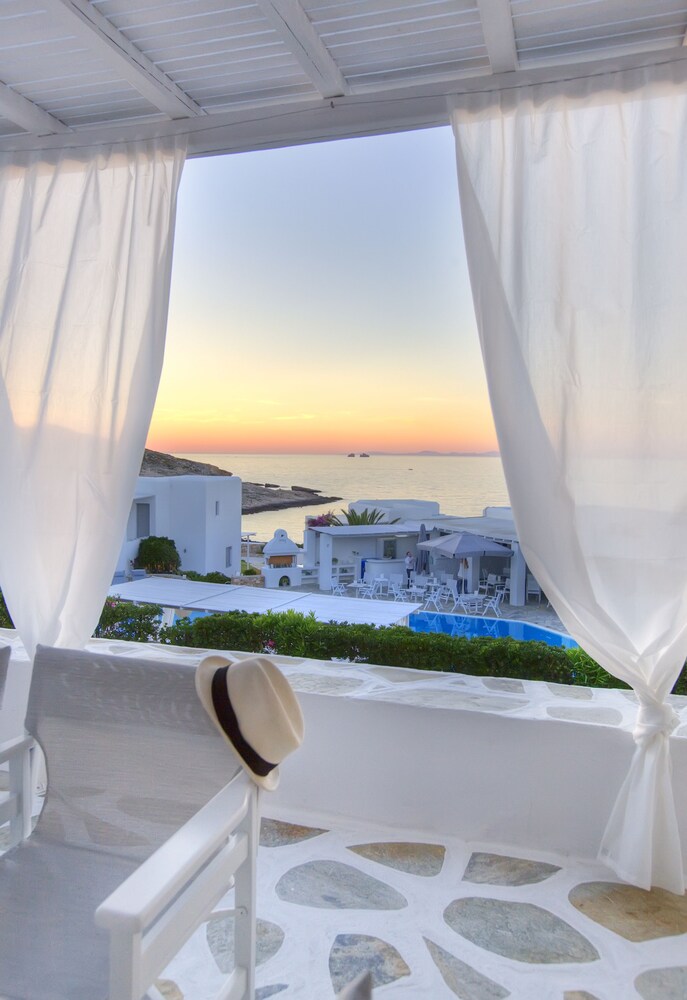 Superior Suite, Sea View - Guestroom View