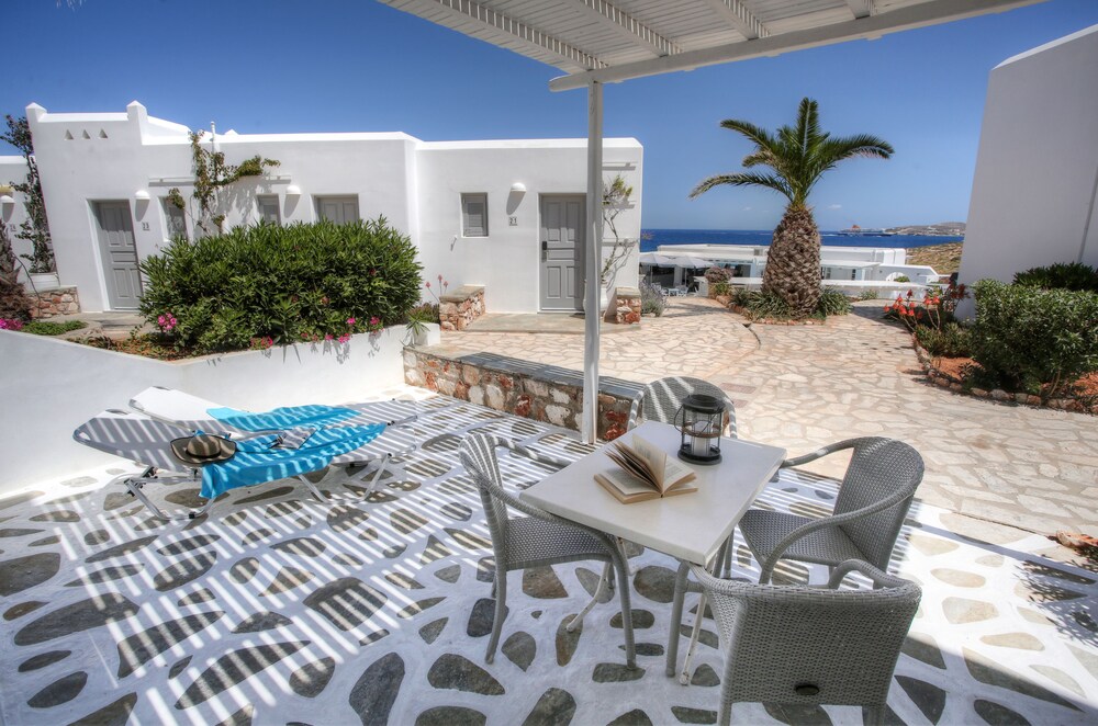 Superior Suite, Partial Sea View, Ground Floor - Guestroom