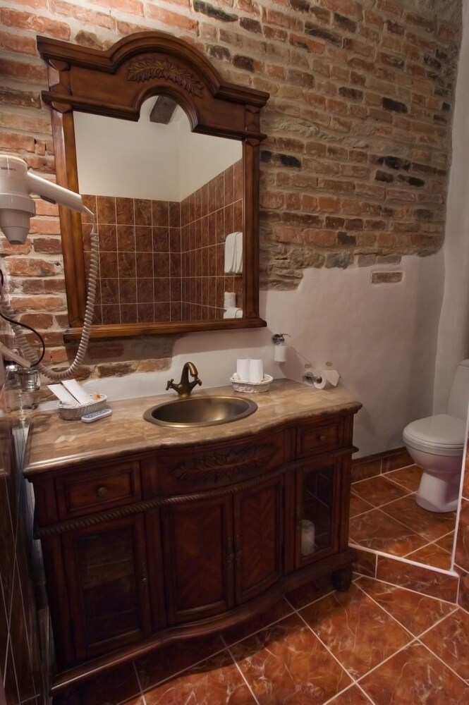 Junior Suite - Bathroom